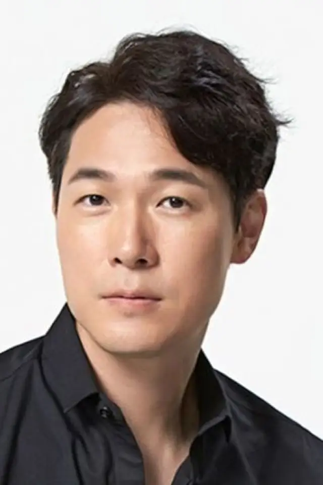 Zdjęcie Kim Young-jae (Kim Young-jae)