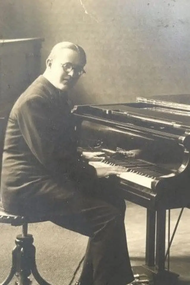 Zdjęcie  (Mihály Eisemann)