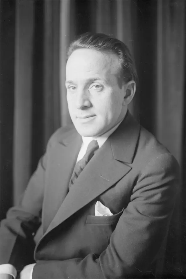 Zdjęcie  (Nathaniel Shilkret)