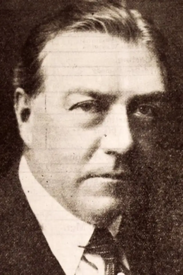 Zdjęcie  (James Gordon)