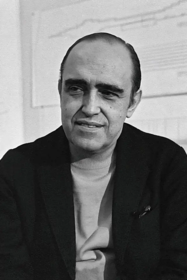 Zdjęcie  (Oscar Niemeyer)