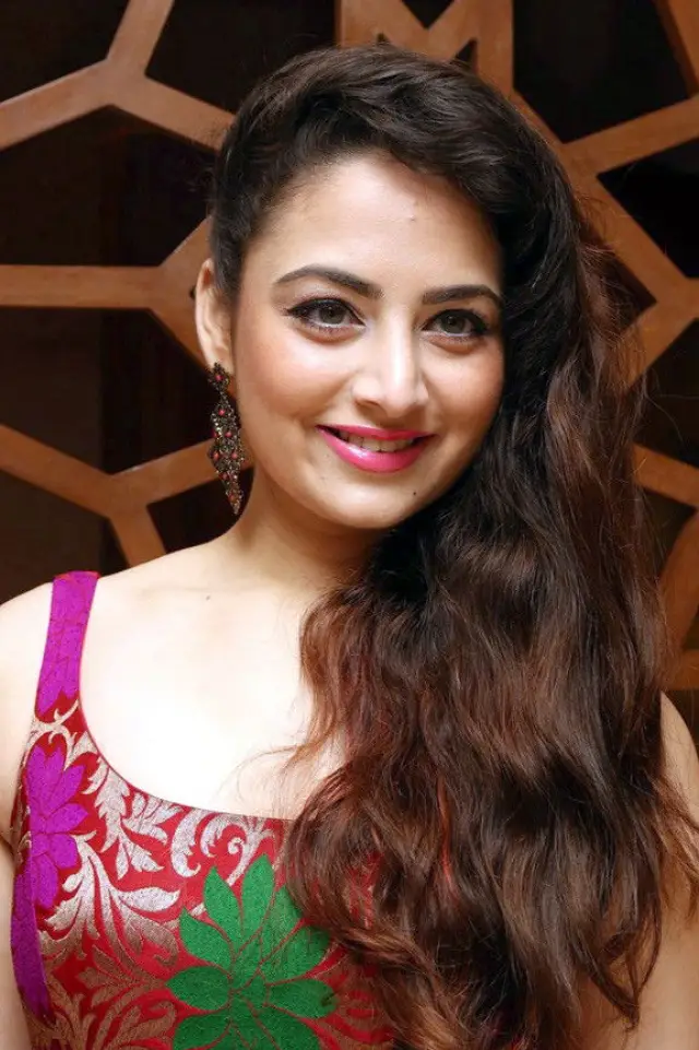 Zdjęcie  (Zoya Afroz)