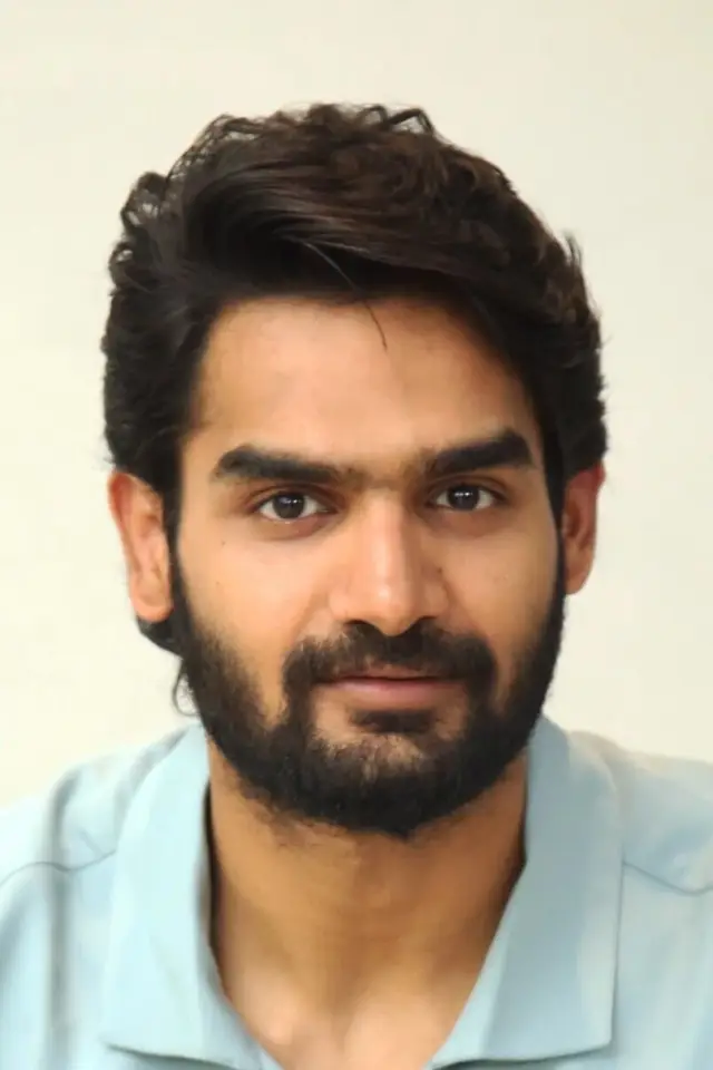 Zdjęcie  (Kartikeya Gummakonda)