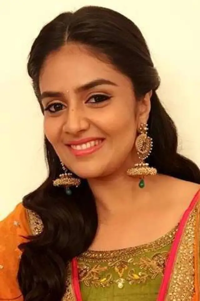 Zdjęcie  (Sreemukhi)