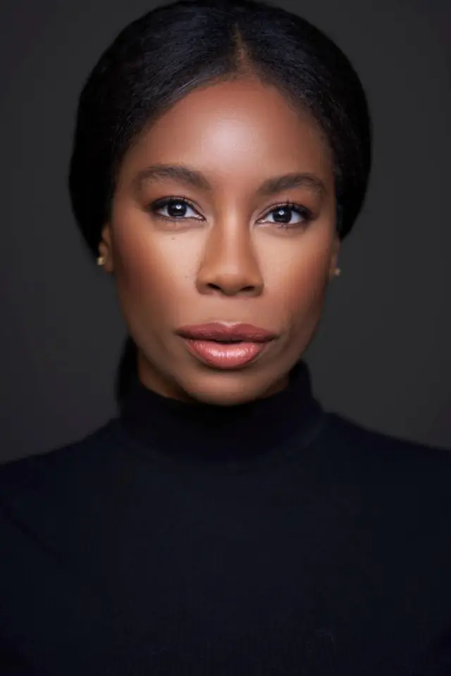 Zdjęcie  (Tolula Adeyemi)