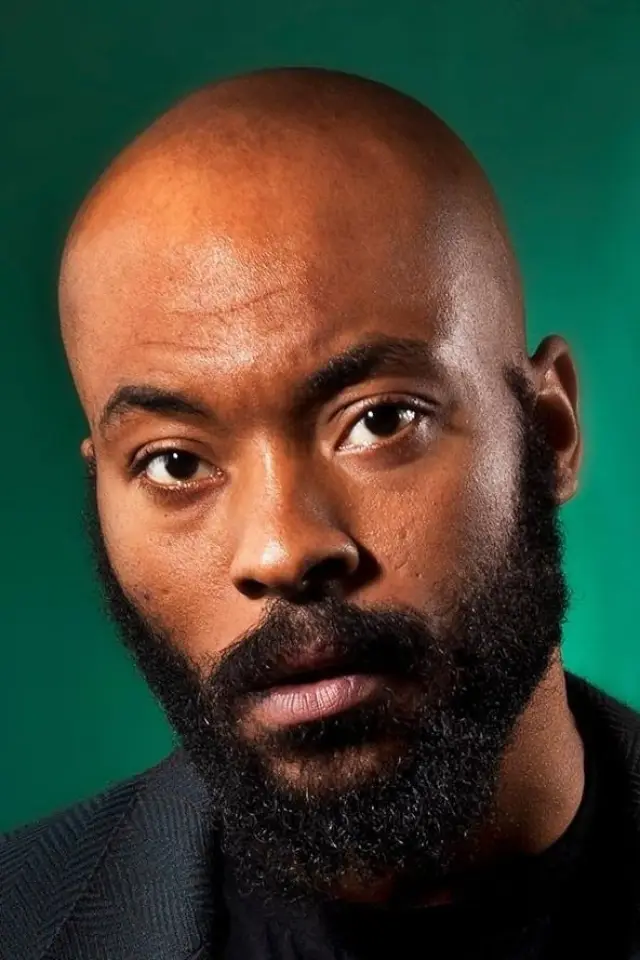 Zdjęcie Arinzé Kene