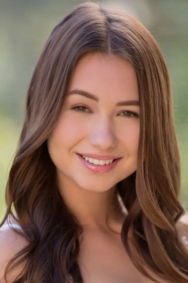 Zdjęcie  (Taylor Sands)