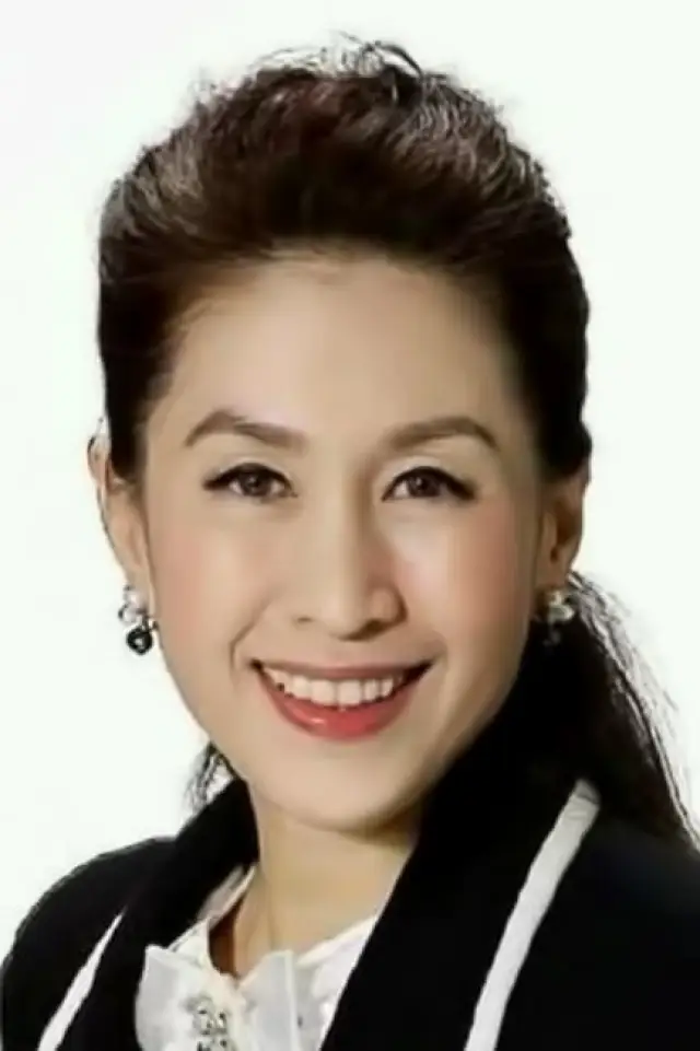 Zdjęcie Pawełina Wang Yuk-Wan (Pauline Wong Yuk-Wan)