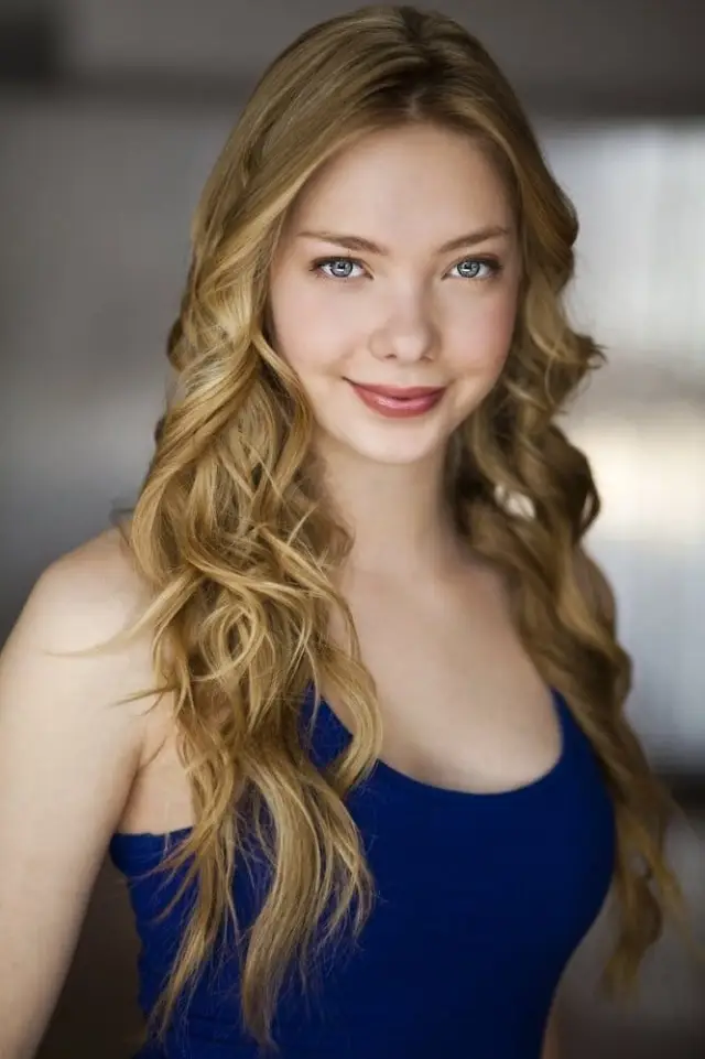 Zdjęcie Emilia McCarthy