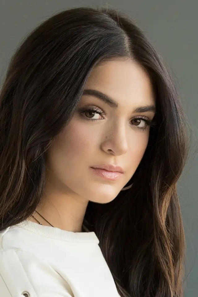 Zdjęcie  (Luna Blaise)