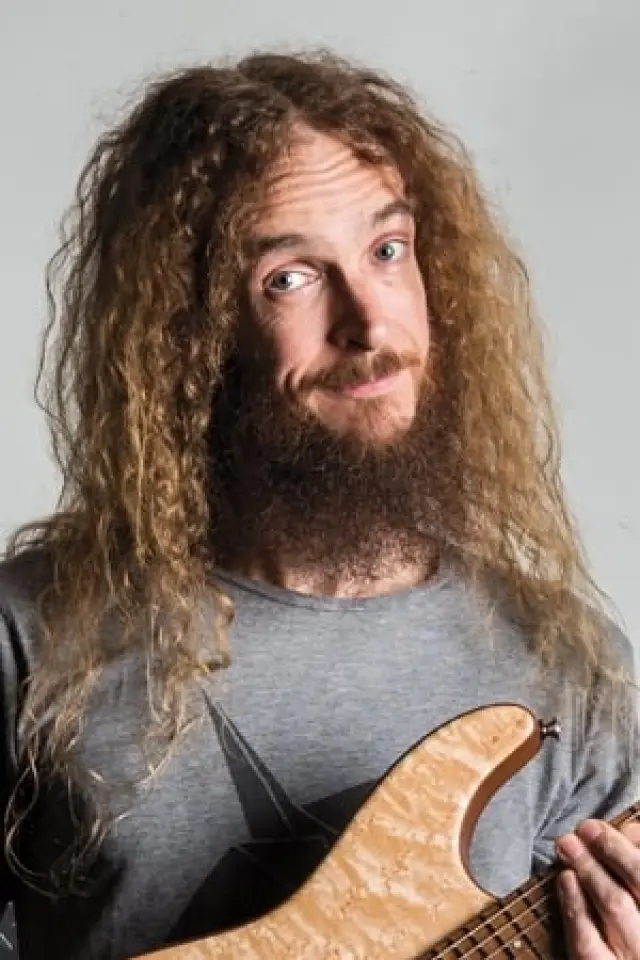 Zdjęcie  (Guthrie Govan)