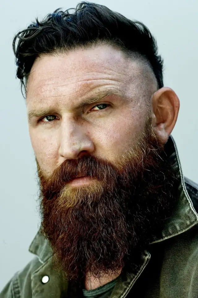 Zdjęcie Devan Chandler Long