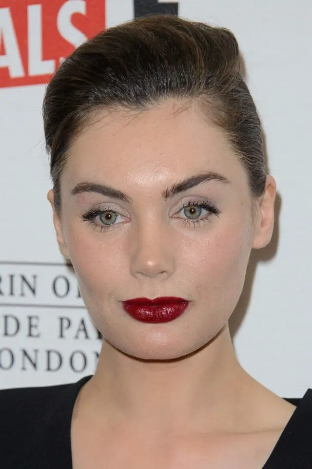 Zdjęcie Poppy Corby-Tuech