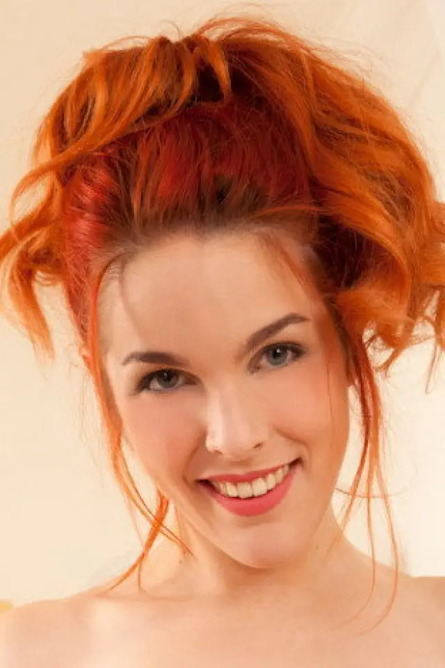 Zdjęcie  (Amarna Miller)