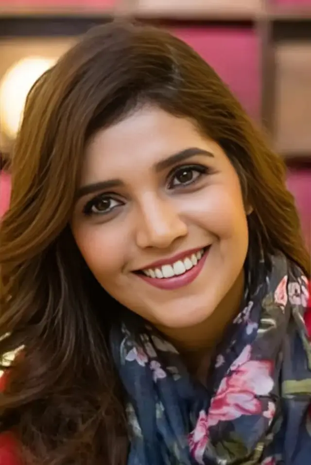 Zdjęcie  (Mukta Barve)