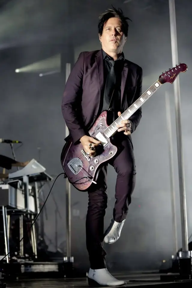 Zdjęcie  (Troy Van Leeuwen)