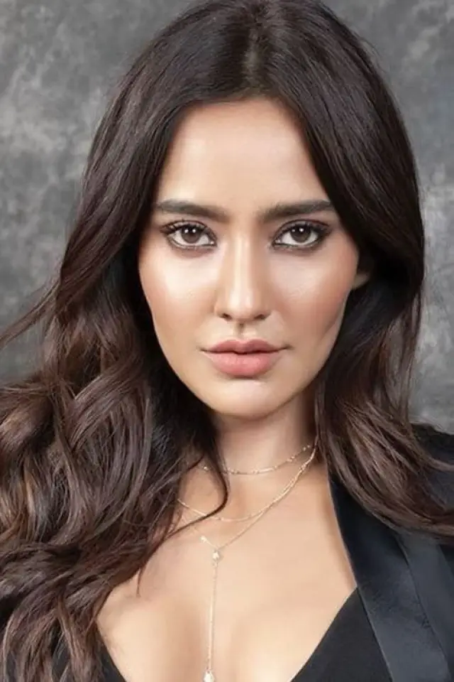 Zdjęcie  (Neha Sharma)