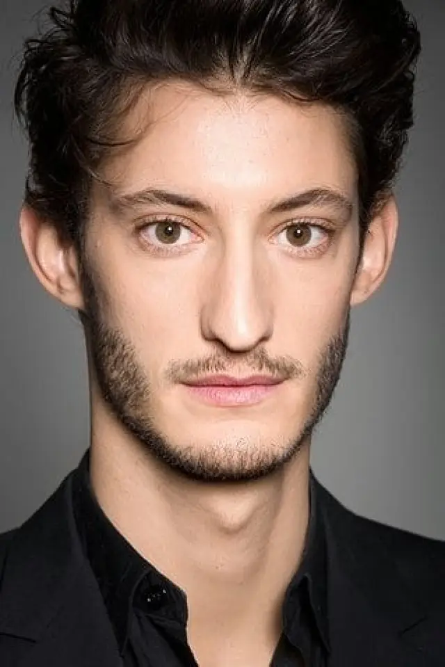 Zdjęcie Pierre Niney