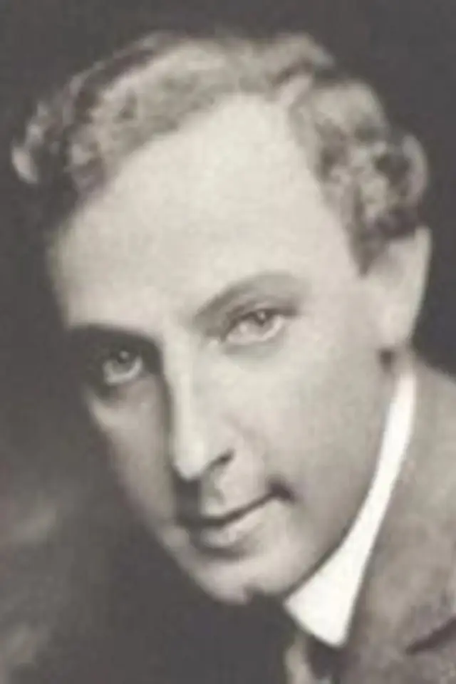 Zdjęcie  (Lewis D. Collins)