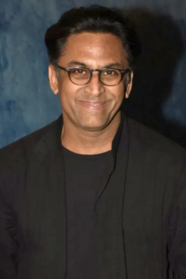 Zdjęcie  (Ram Madhvani)