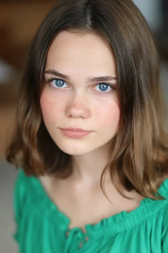 Zdjęcie Oona Laurence