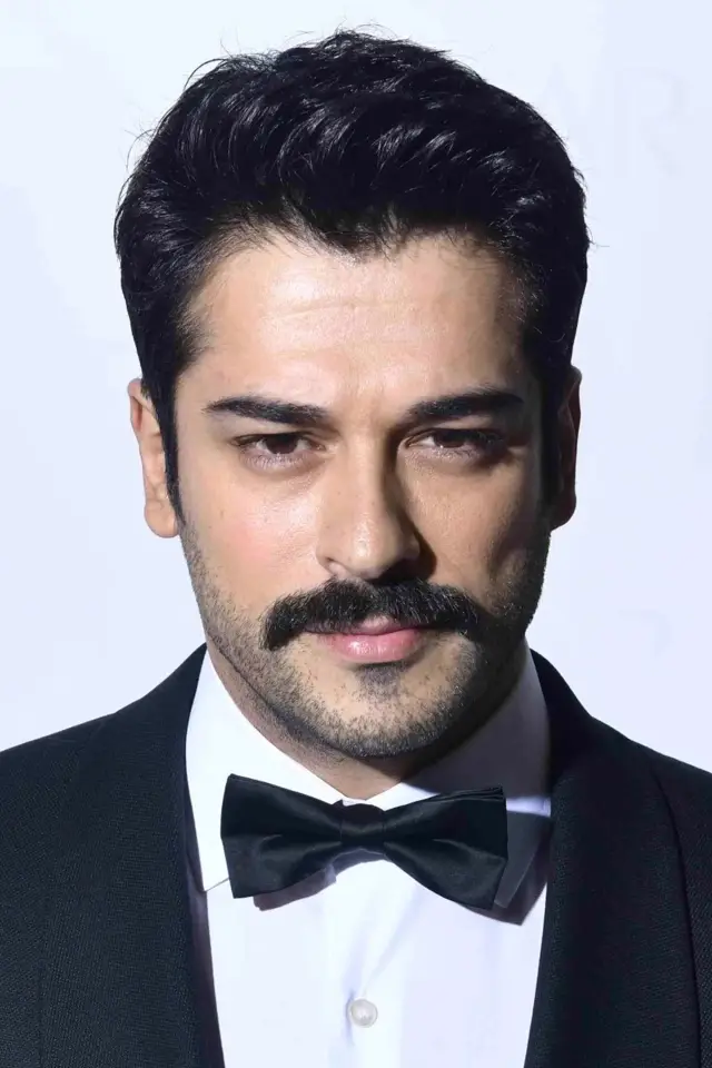 Zdjęcie Burak Özçivit (Burak Özçivit)