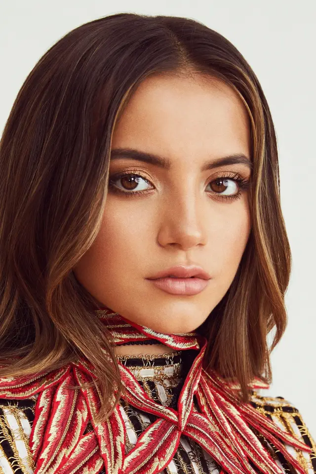 Zdjęcie Isabela Merced (Isabela Merced)