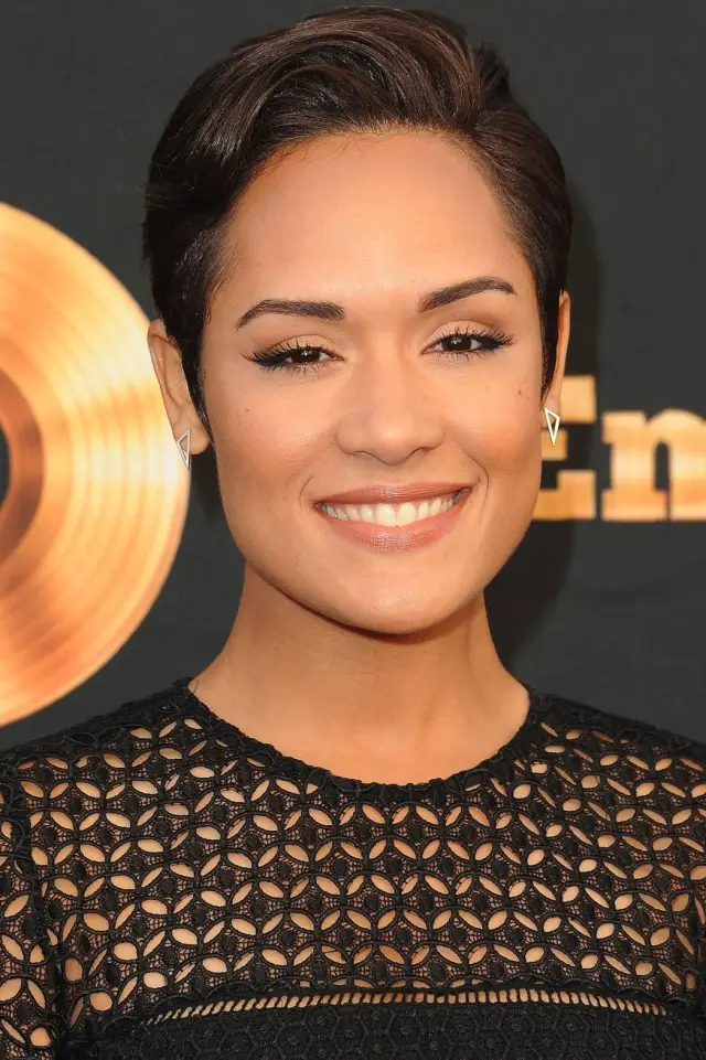 Zdjęcie  (Grace Byers)