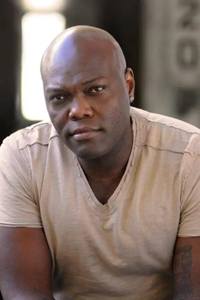 Zdjęcie  (Peter Macon)