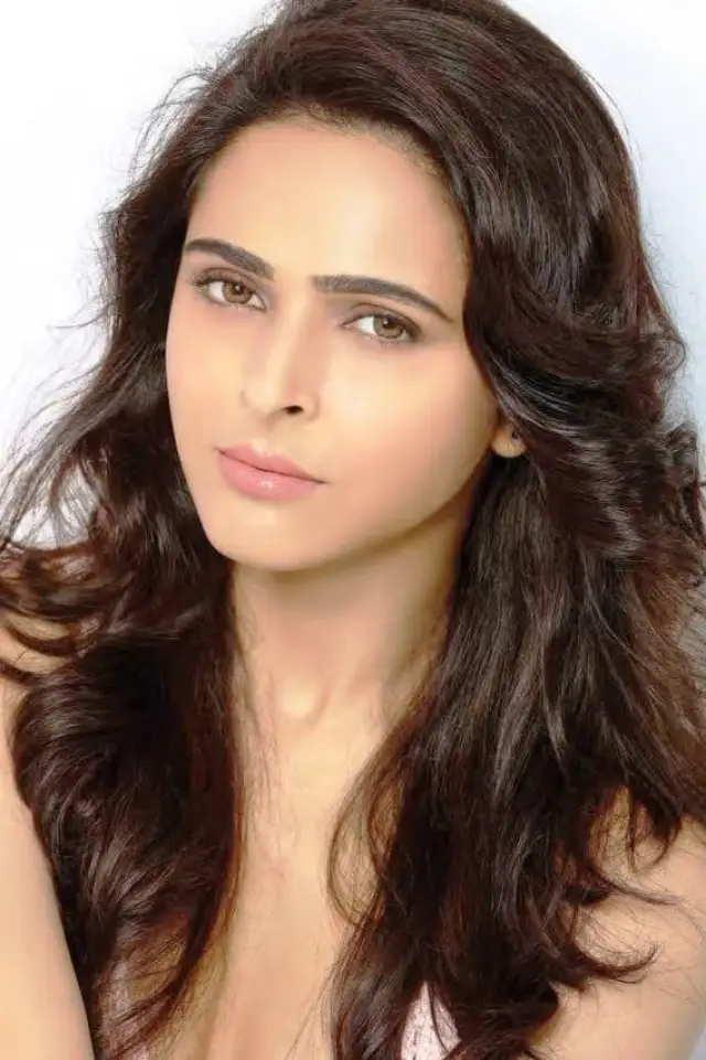 Zdjęcie  (Madhurima Tuli)