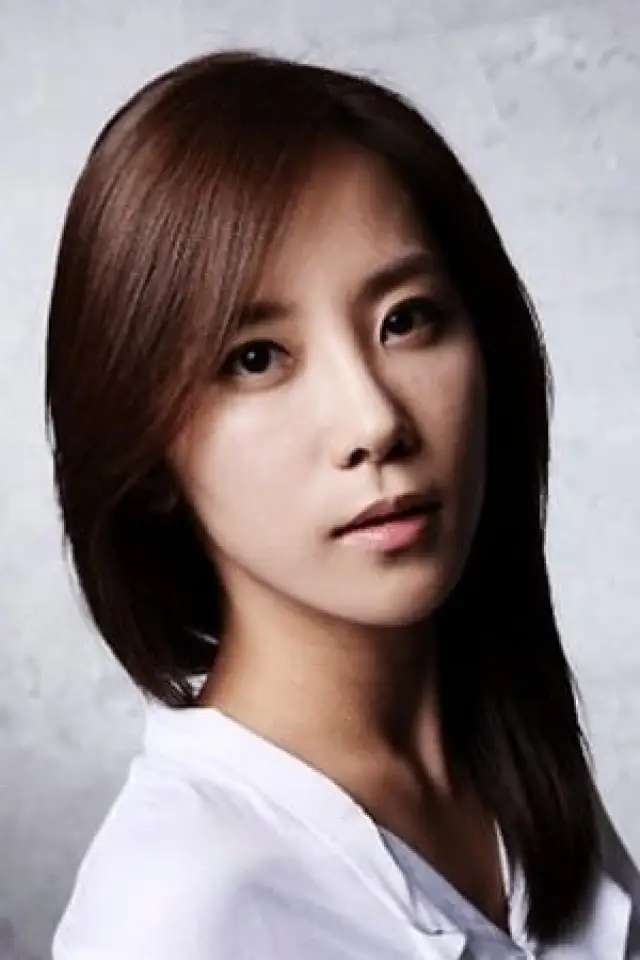Zdjęcie  (Cho Min-ah)