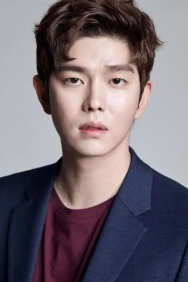Zdjęcie  (Yoon Kyun-sang)