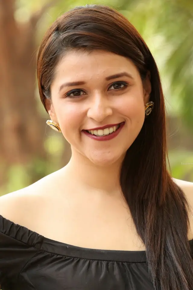 Zdjęcie  (Mannara Chopra)