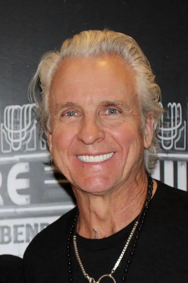 Zdjęcie  (Neil Giraldo)