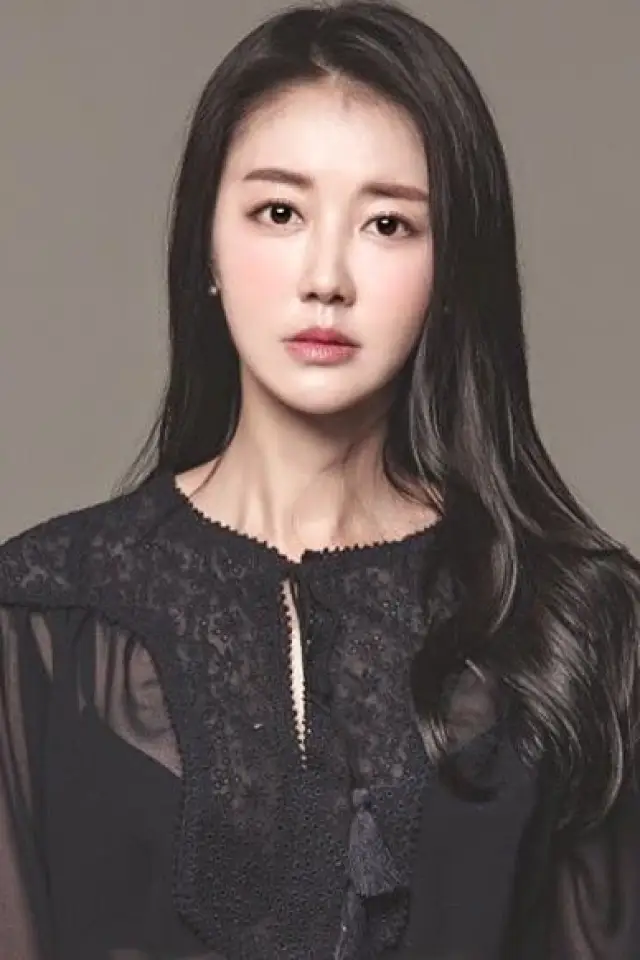 Zdjęcie  (Kim Hwa-yeon)