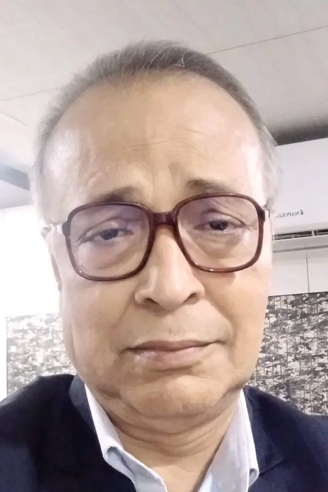 Zdjęcie  (Phalguni Chatterjee)