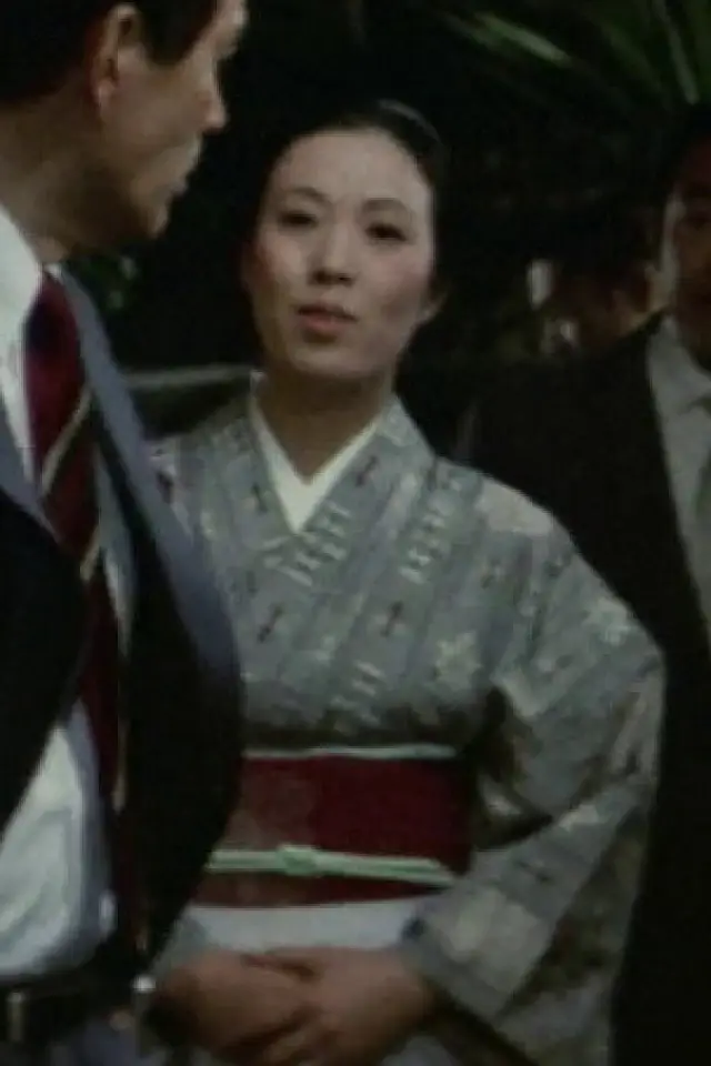 Zdjęcie  (Chiyo Okada)
