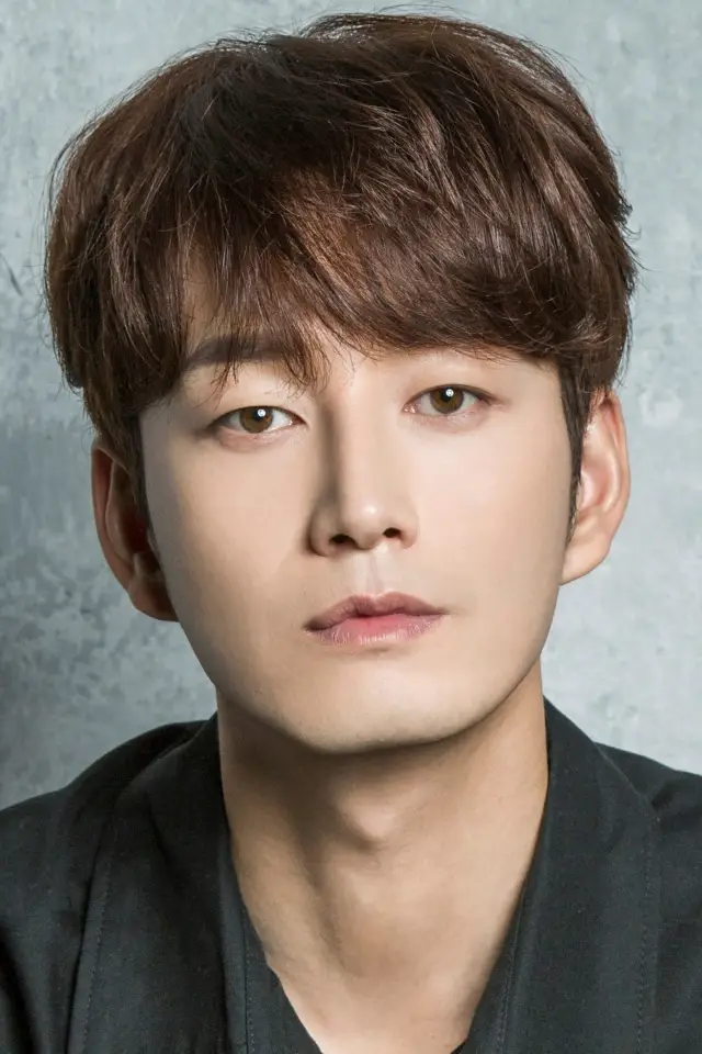 Zdjęcie Lee Hyun-wook