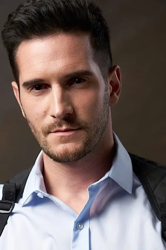 Zdjęcie  (Nick Apostolides)