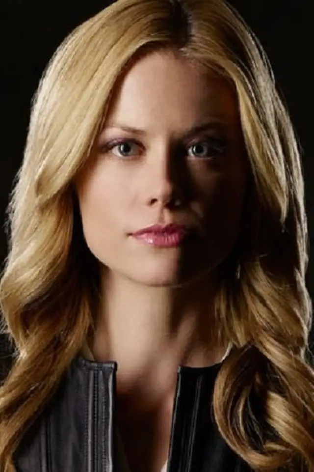 Zdjęcie  (Claire Coffee)