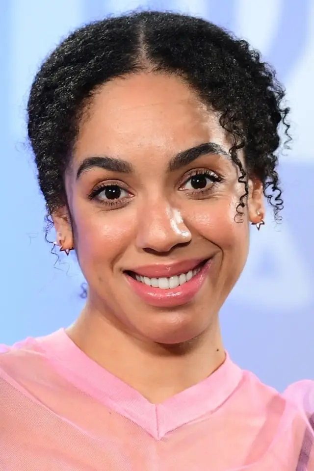 Zdjęcie  (Pearl Mackie)