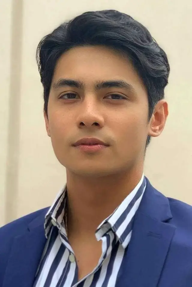 Zdjęcie Kiko Estrada (Kiko Estrada)