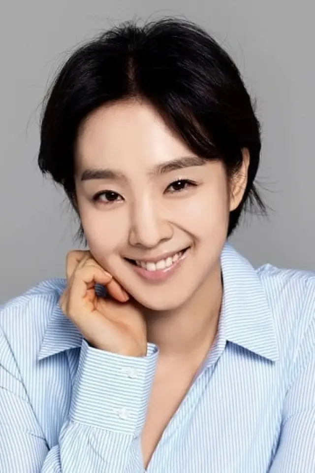 Zdjęcie  (Kim Min-joo)