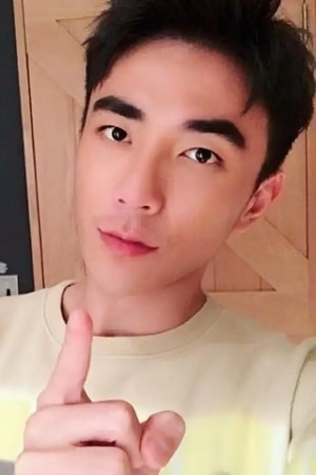 Zdjęcie  (Bernard Sen Jun)