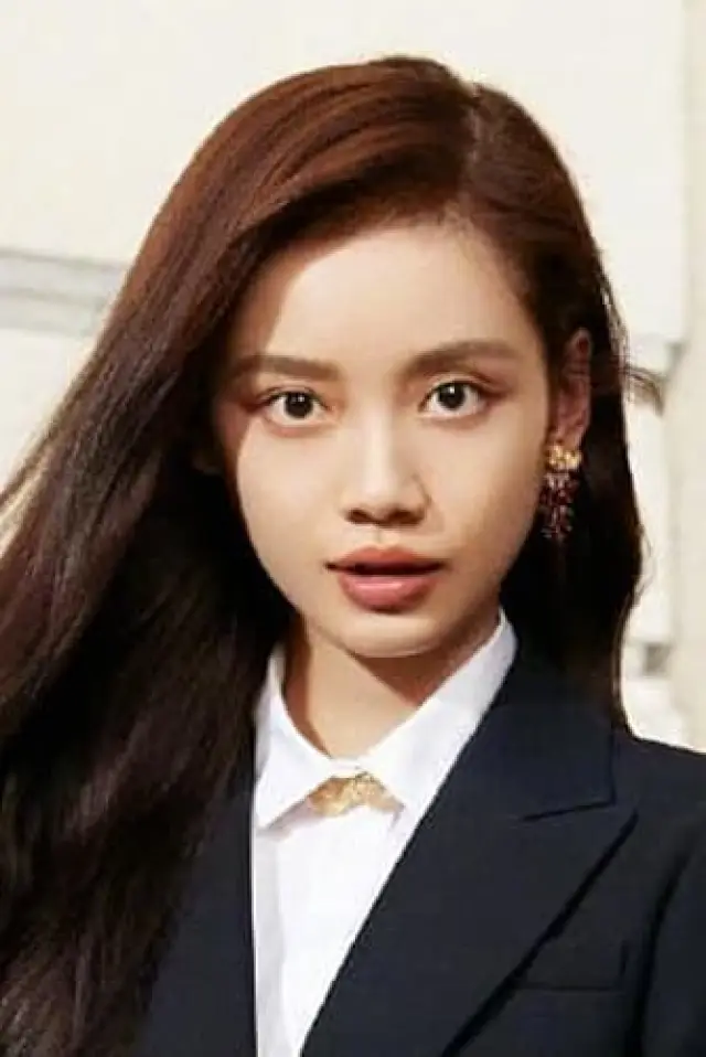 Zdjęcie  (Sun Yihan)