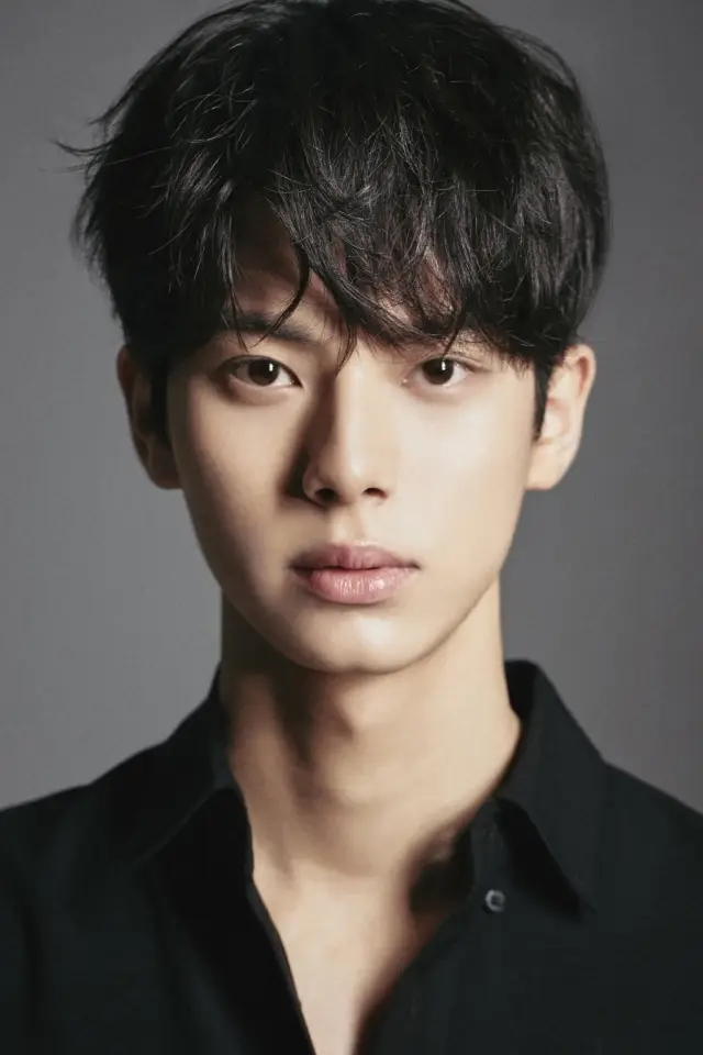 Zdjęcie  (Lee Chae-min)