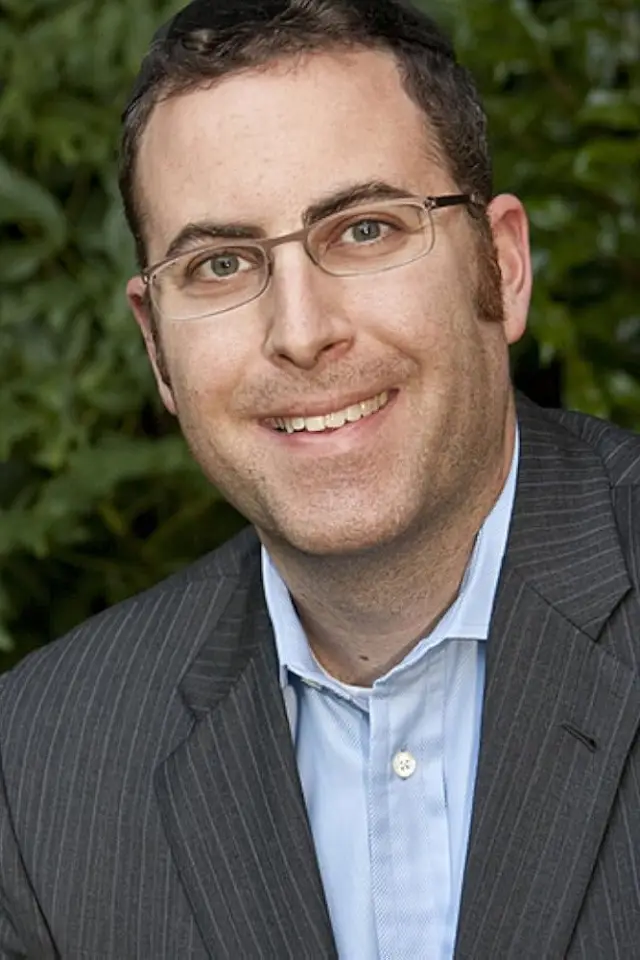 Zdjęcie  (Adam J. Segal)