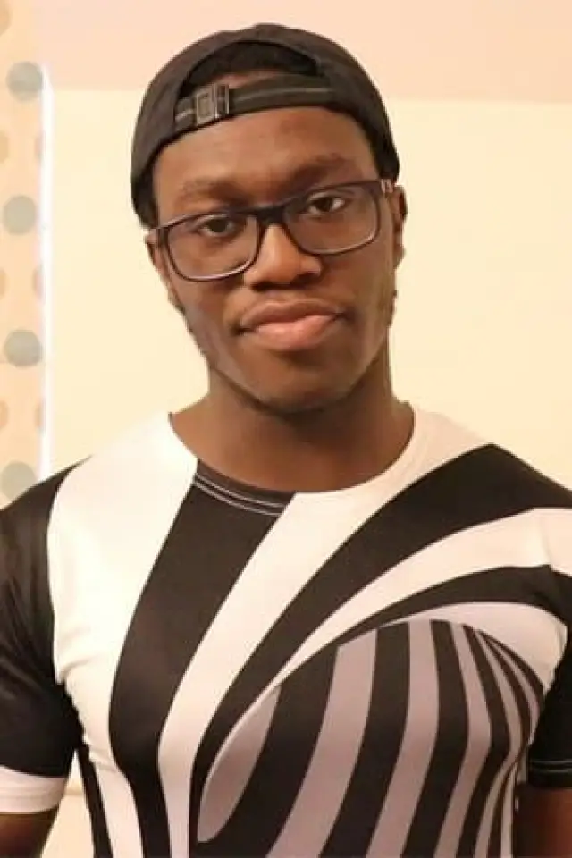 Zdjęcie  (Deji Olatunji)