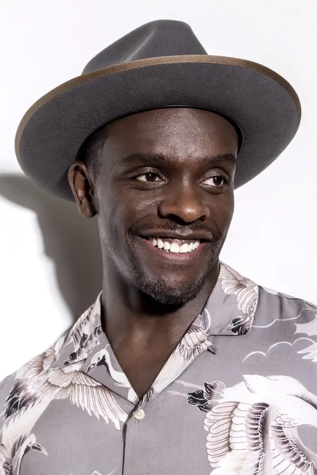 Zdjęcie Chris Chalk