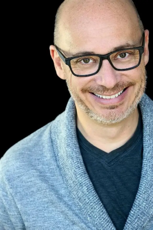 Zdjęcie Paul Tigue